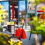 Bed & Breakfast Ulubiona - Dawniej Gosciniec Ptasi Zaulek