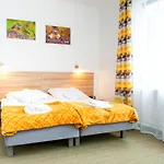 Bed & Breakfast Ulubiona - Dawniej Gosciniec Ptasi Zaulek
