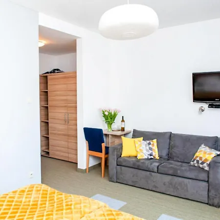 Gosciniec Ptasi Zaulek 4*